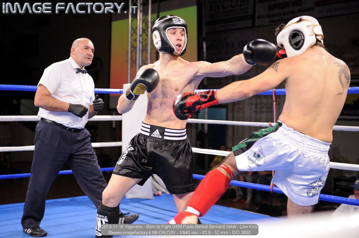 2013-11-16 Vigevano - Born to Fight 0459 Paolo Bertoli-Bernard Xelali - Low Kick